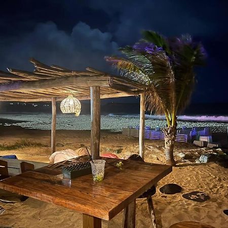 Oligaia Orient Bay Apartment Quarter of Orleans Bagian luar foto