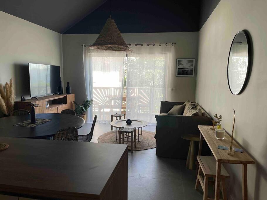 Oligaia Orient Bay Apartment Quarter of Orleans Bagian luar foto