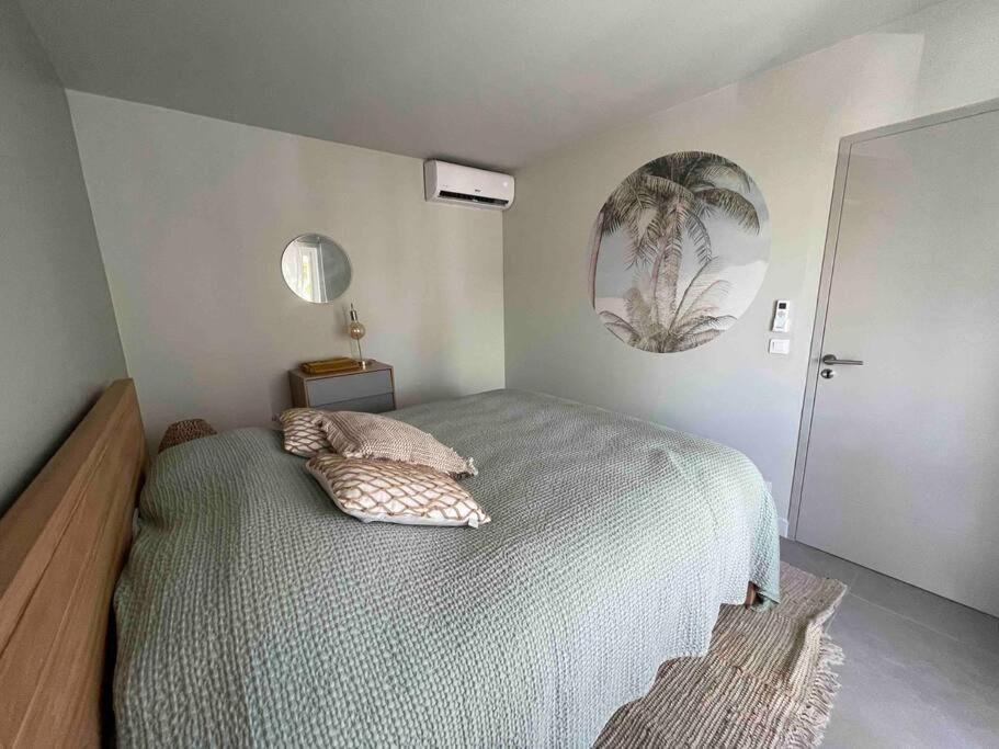 Oligaia Orient Bay Apartment Quarter of Orleans Bagian luar foto