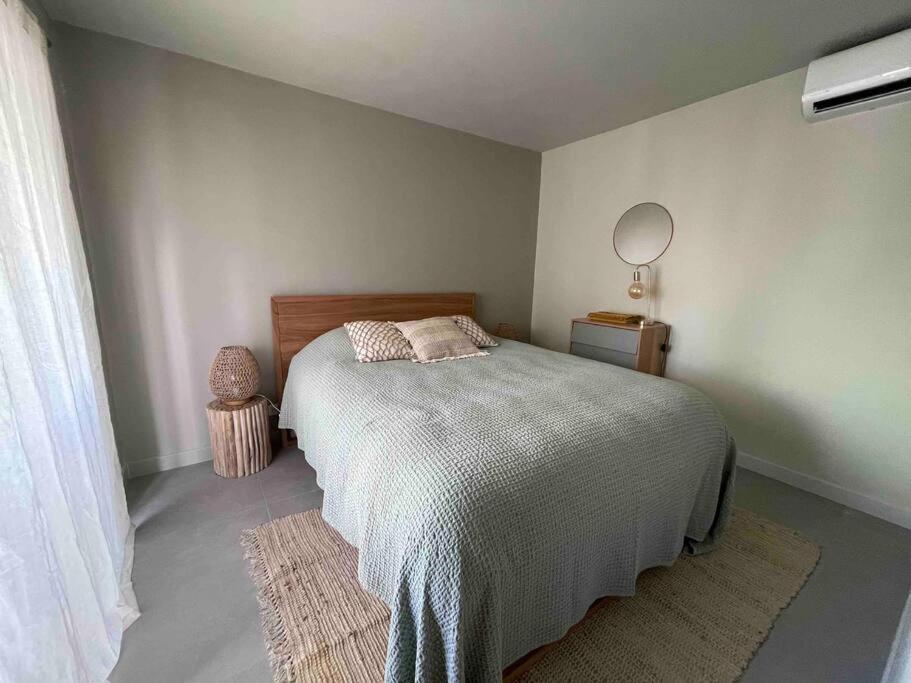 Oligaia Orient Bay Apartment Quarter of Orleans Bagian luar foto